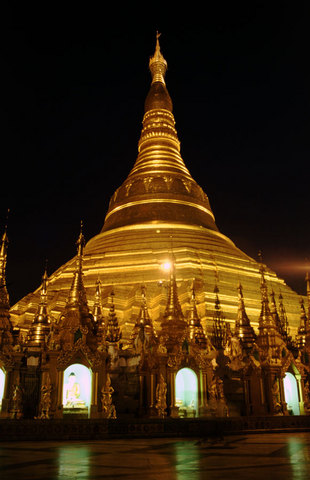 Myanmar---Shwedagon-Night-2.jpg